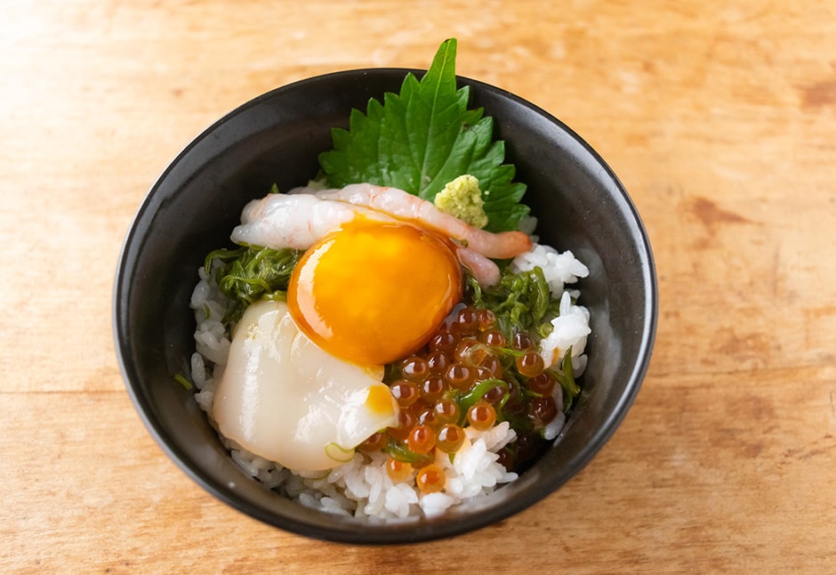 海鮮丼（甘海老）（３個セット）｜気仙沼から無添加手作りお惣菜・海鮮をお取り寄せなら斉吉