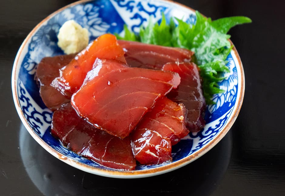 ﾐﾅﾐまぐろ切り落とし漬け丼""